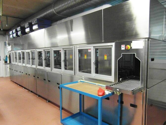 医疗仪器件组装钱清洗机